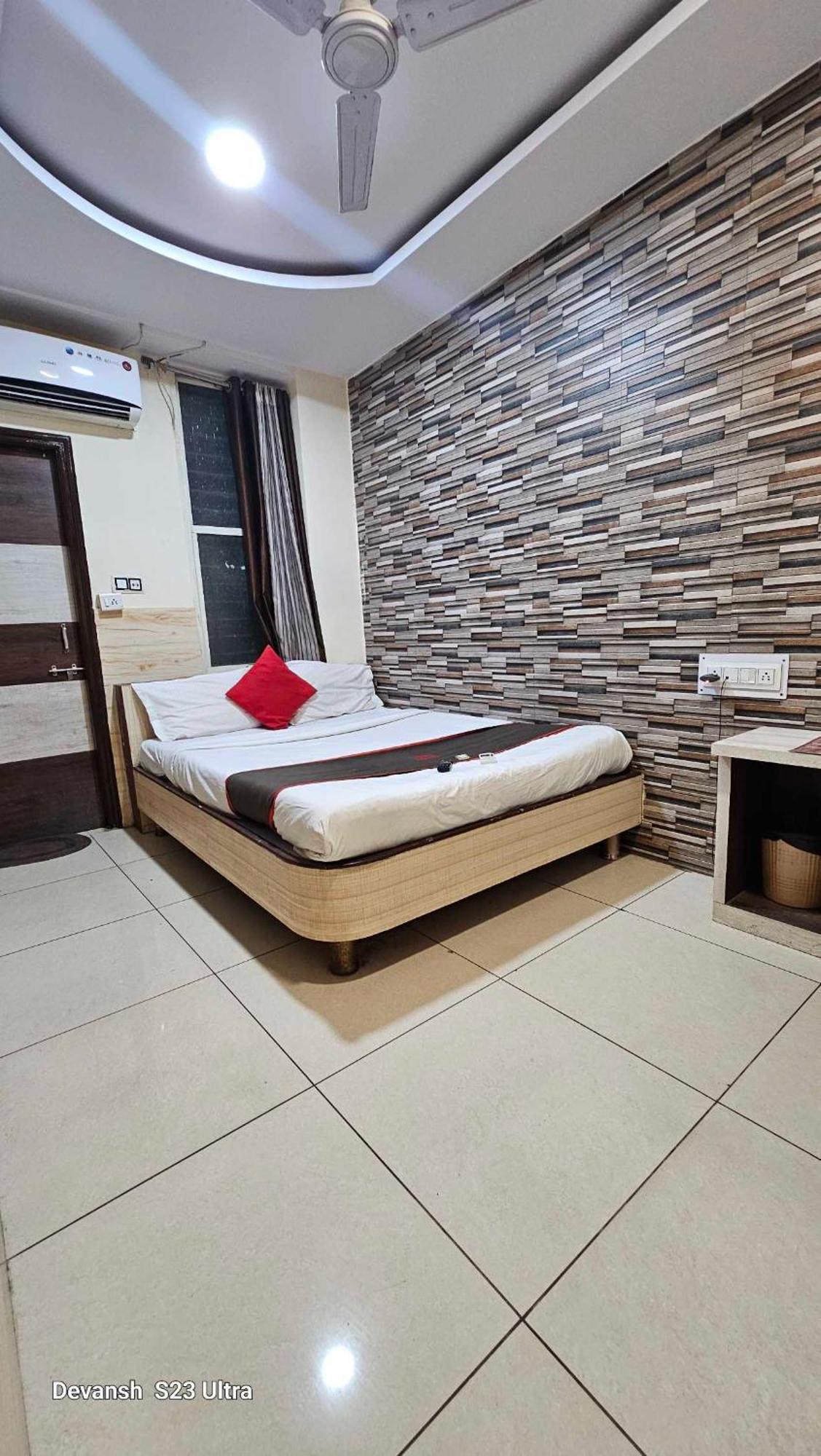Hotel Mehar Residency Indore Luaran gambar