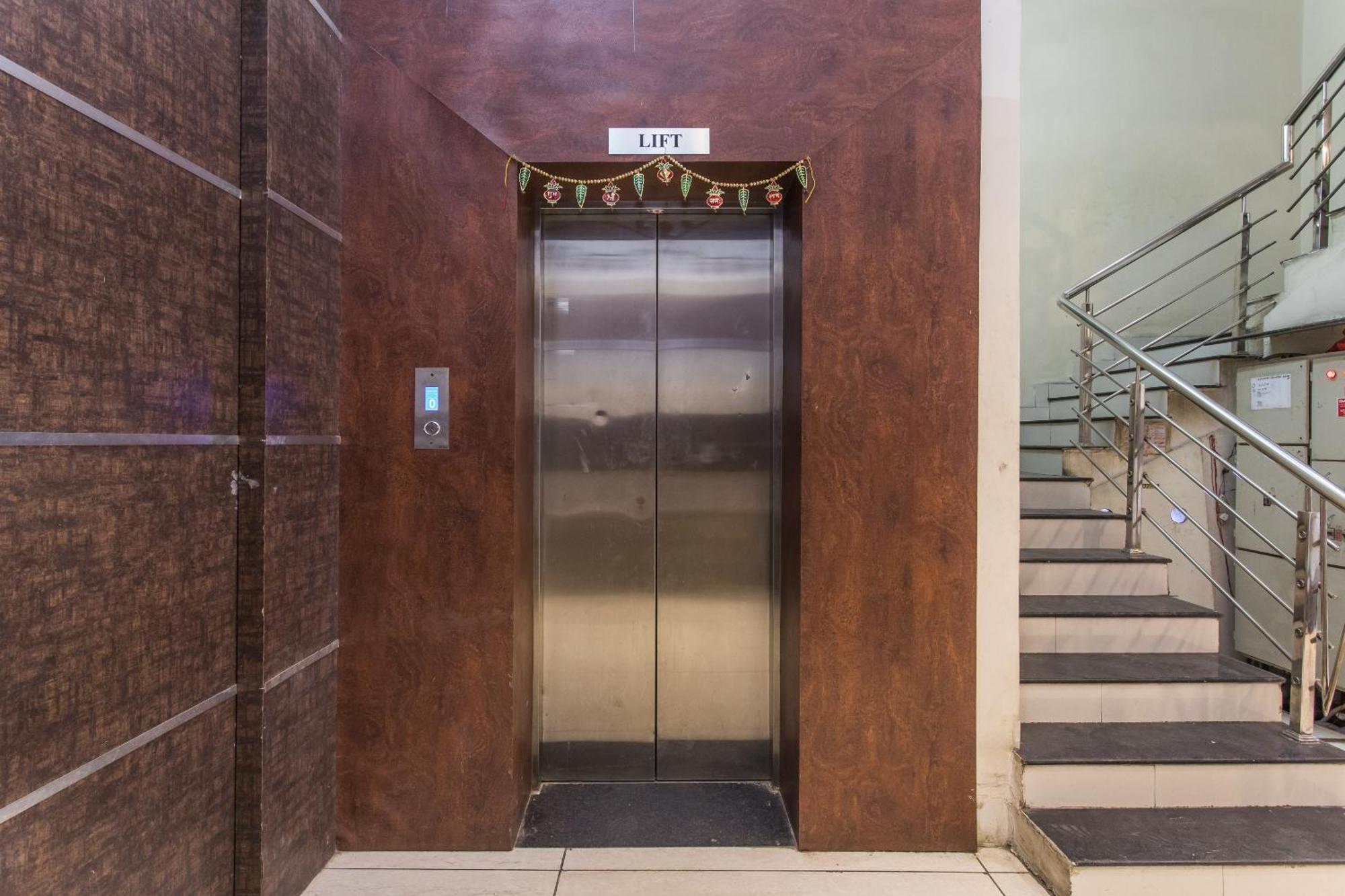 Hotel Mehar Residency Indore Luaran gambar